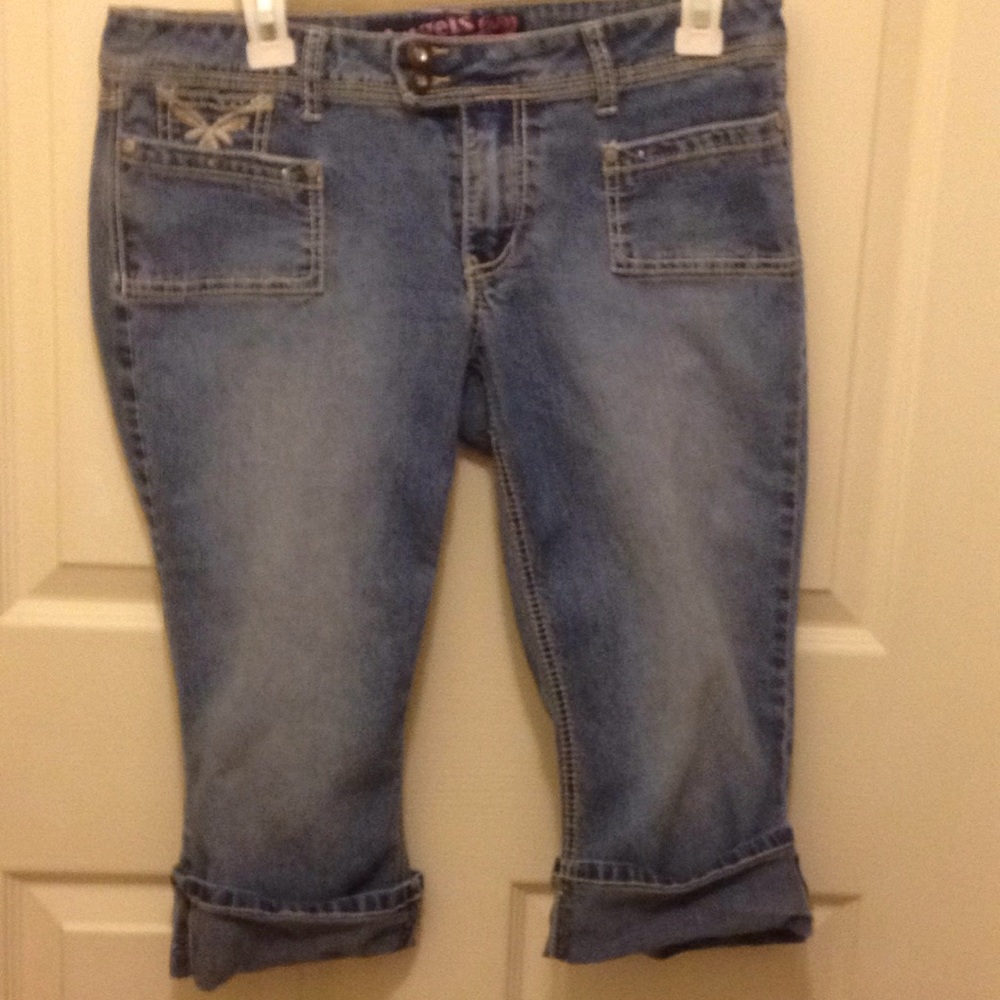 Angels Capri Jeans